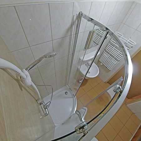 Hostel "Na Bocianowie" Bydgoszcz Kültér fotó