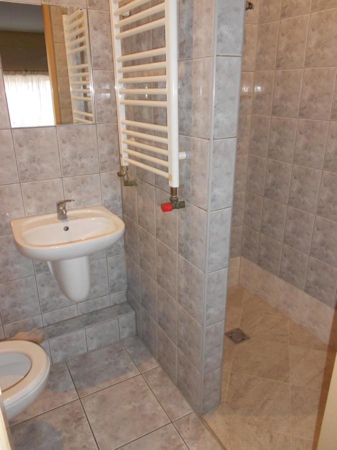 Hostel "Na Bocianowie" Bydgoszcz Kültér fotó