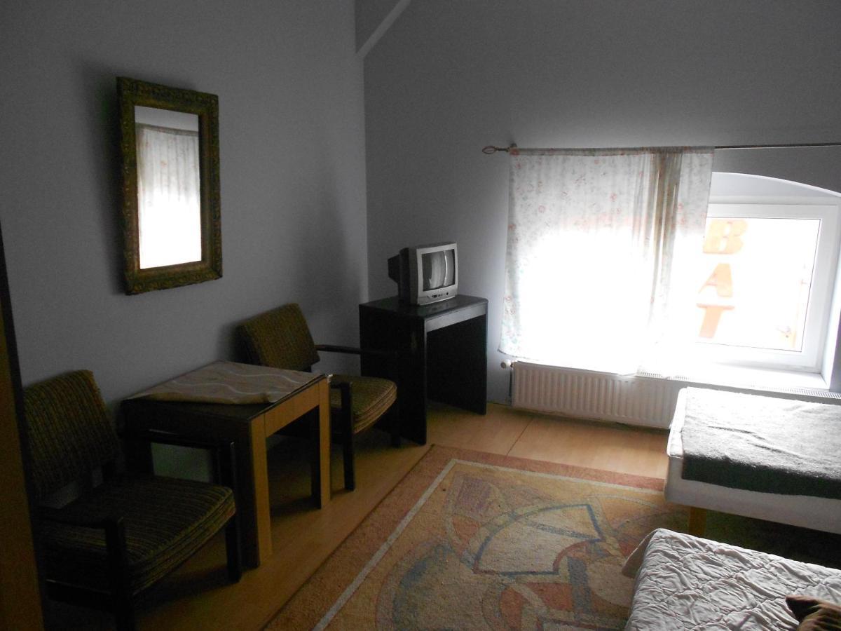 Hostel "Na Bocianowie" Bydgoszcz Kültér fotó