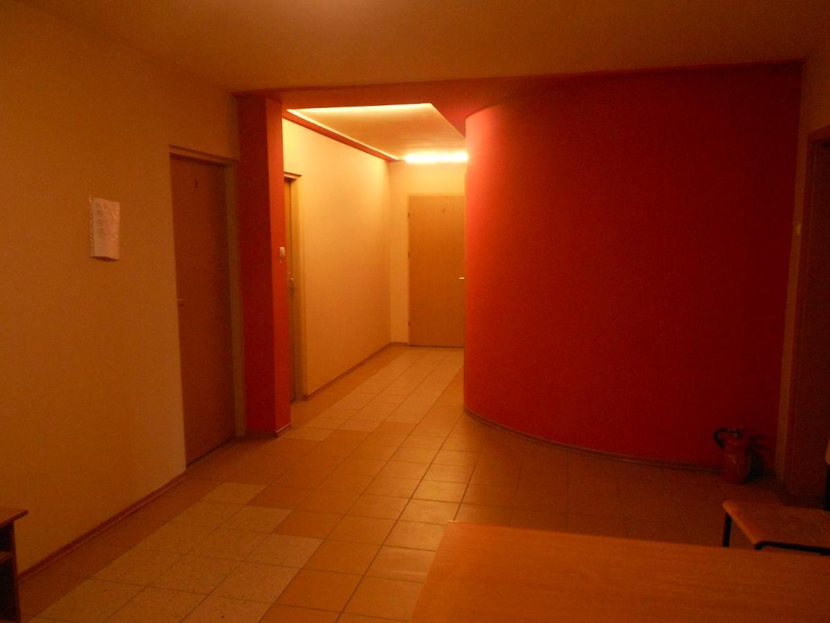 Hostel "Na Bocianowie" Bydgoszcz Kültér fotó