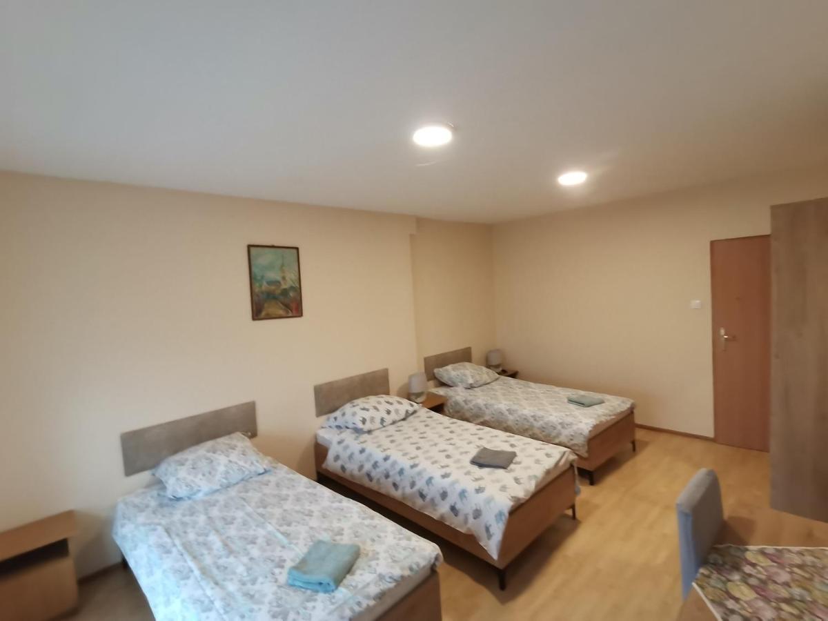 Hostel "Na Bocianowie" Bydgoszcz Kültér fotó