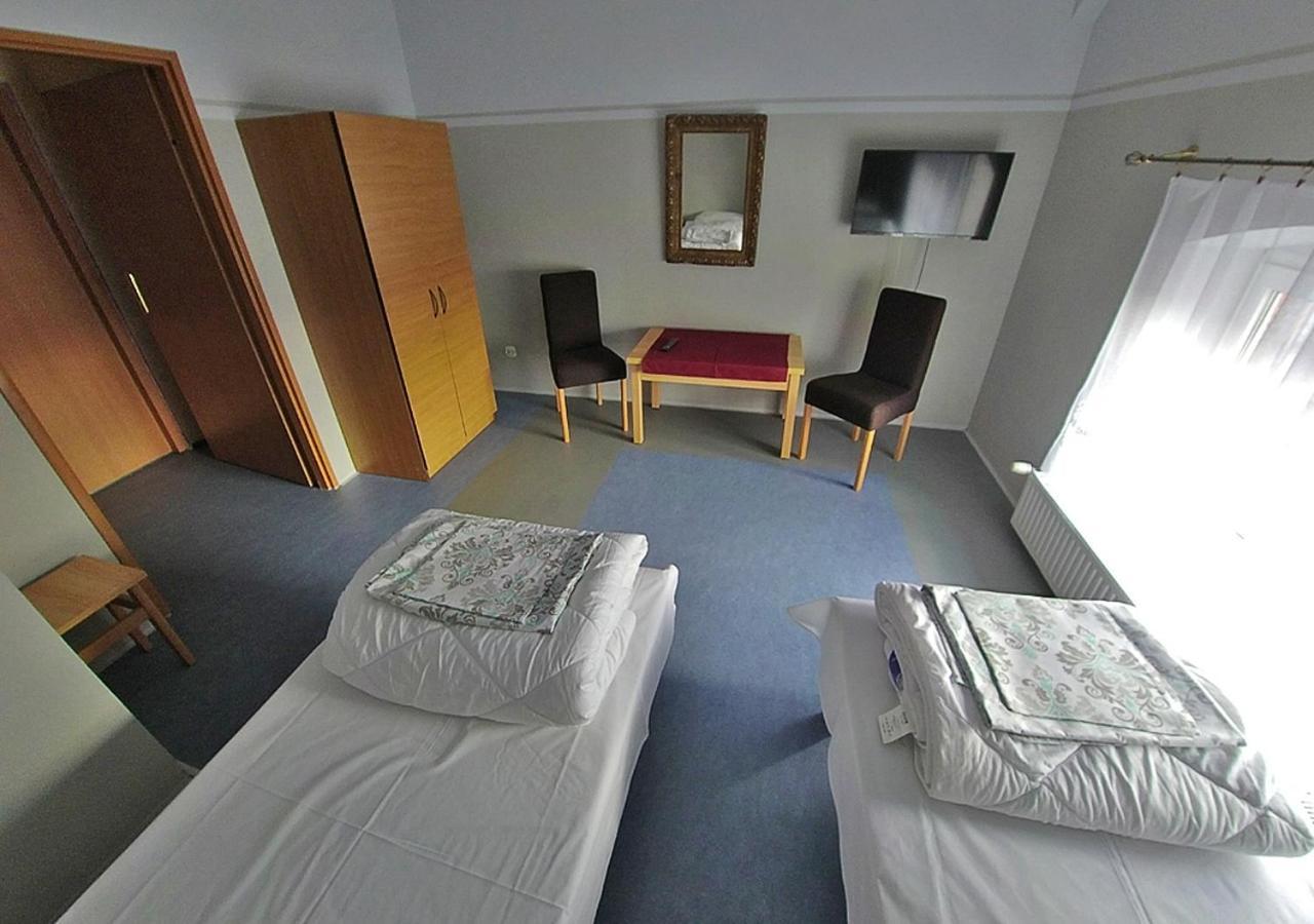 Hostel "Na Bocianowie" Bydgoszcz Kültér fotó